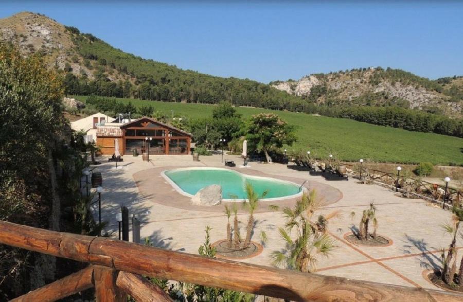Agriturismo Tenute Pispisa Segesta Calatafimi Zewnętrze zdjęcie